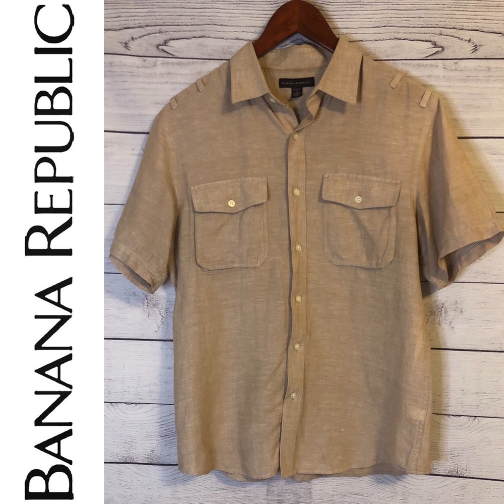 Banana Republic Men’s Tan shirt